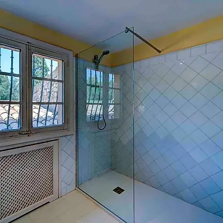 Villa Sleeps 10 With Pool Air Con And Wifi Pollença