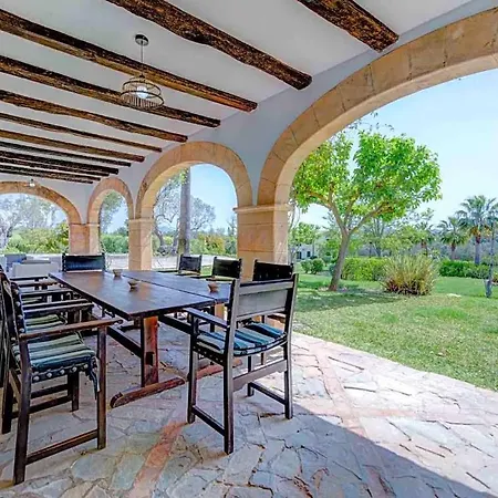 Villa Sleeps 10 With Pool Air Con And Wifi *