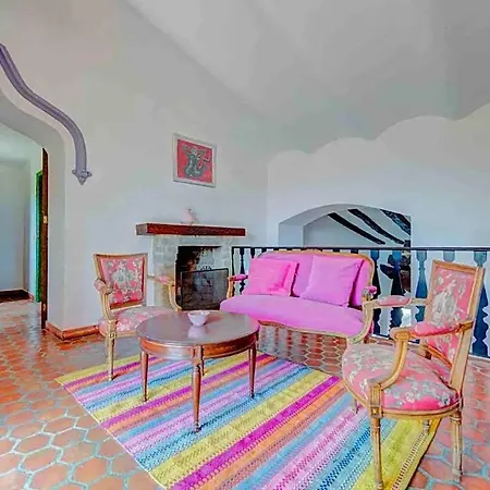 Villa Sleeps 10 With Pool Air Con And Wifi Pollença