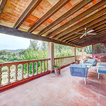 Sleeps 10 With Pool Air Con And Wifi Villa